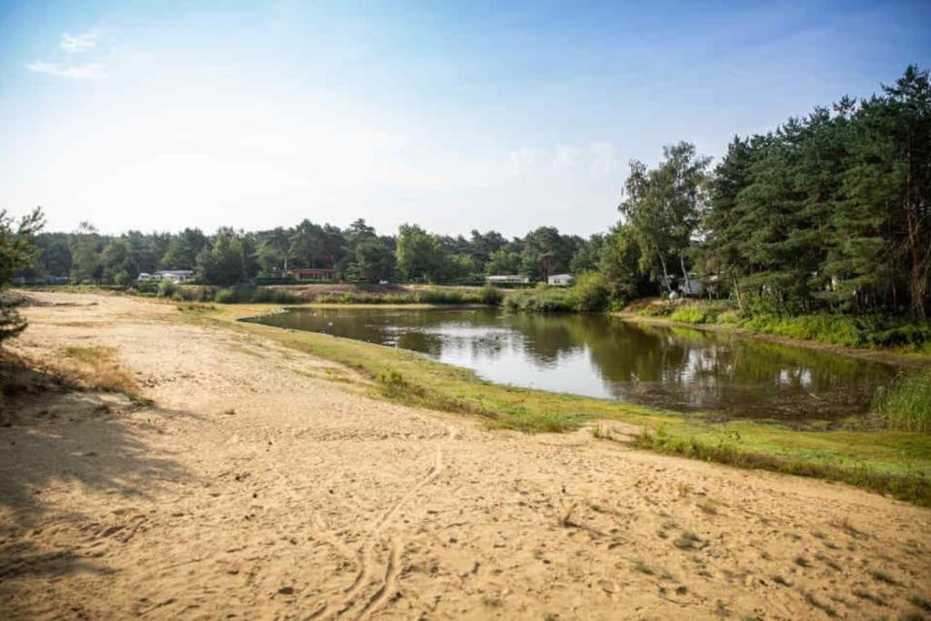 3 Bedroom Chalet On Camping Gt Balen Exterior foto