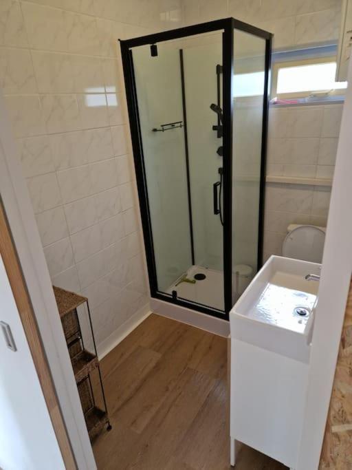 3 Bedroom Chalet On Camping Gt Balen Exterior foto