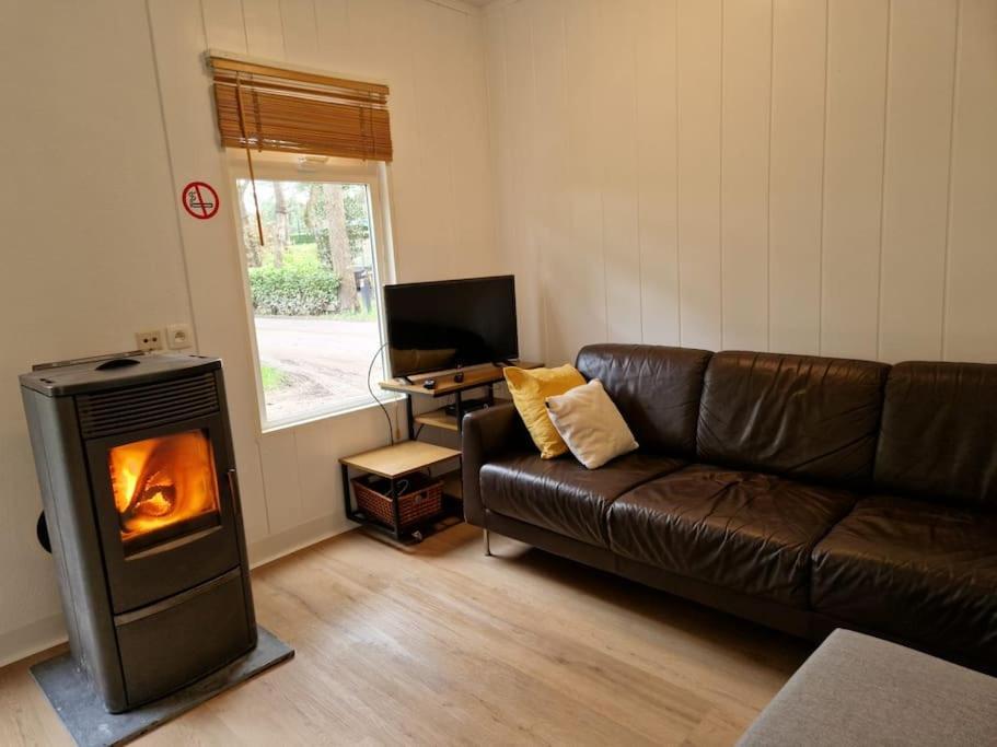 3 Bedroom Chalet On Camping Gt Balen Exterior foto