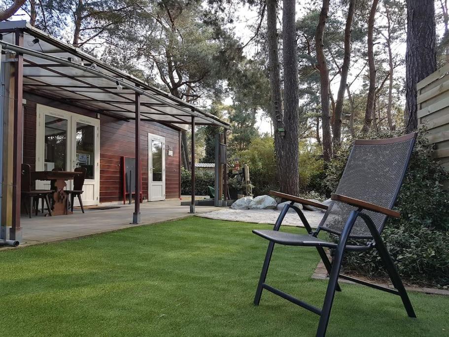 3 Bedroom Chalet On Camping Gt Balen Exterior foto