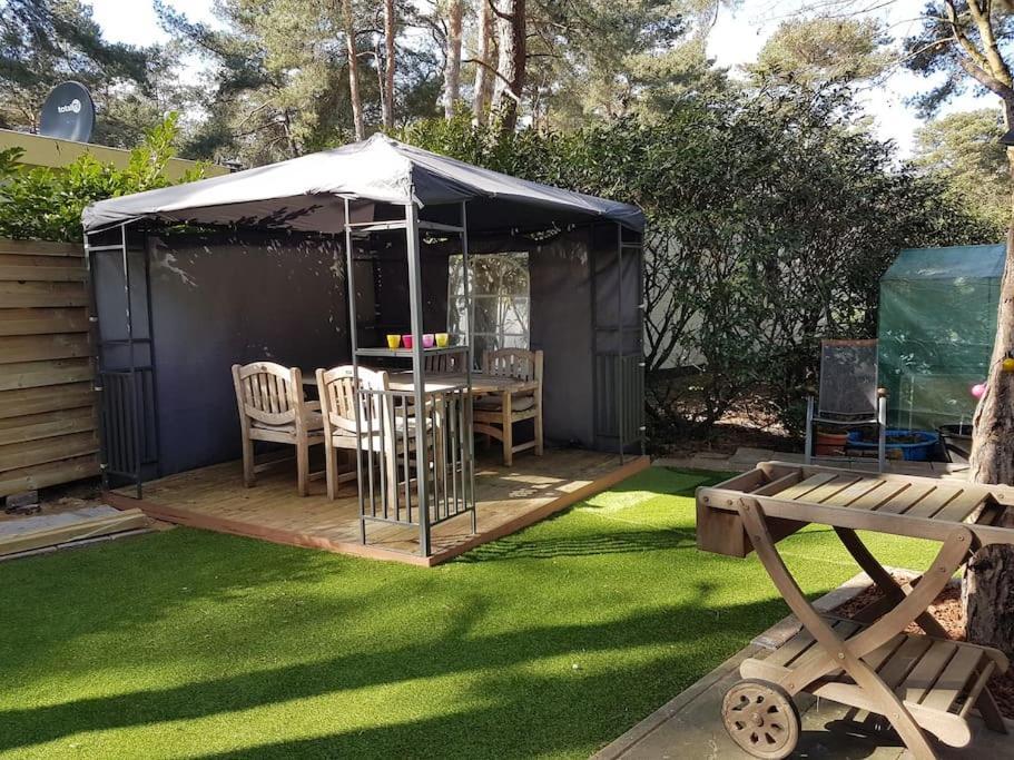3 Bedroom Chalet On Camping Gt Balen Exterior foto