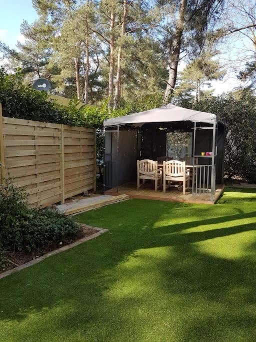 3 Bedroom Chalet On Camping Gt Balen Exterior foto