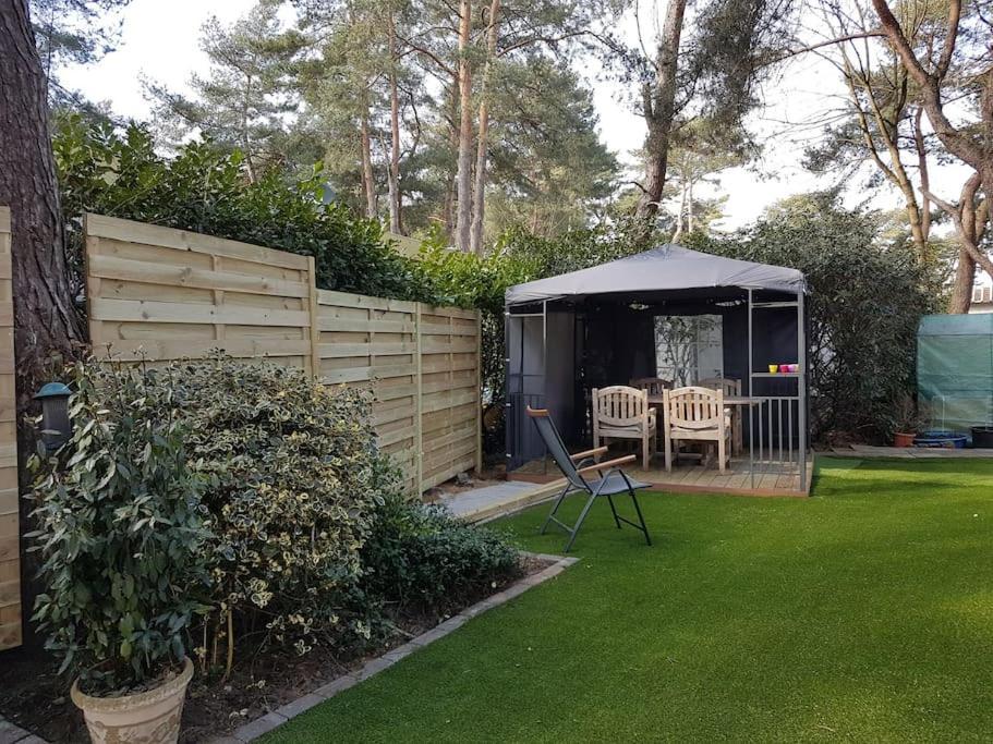 3 Bedroom Chalet On Camping Gt Balen Exterior foto